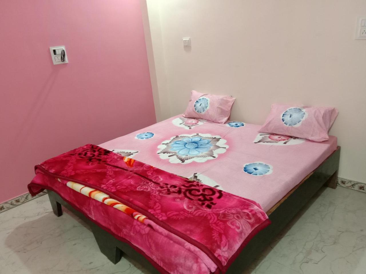 Shanti Guest House Ujjain Buitenkant foto