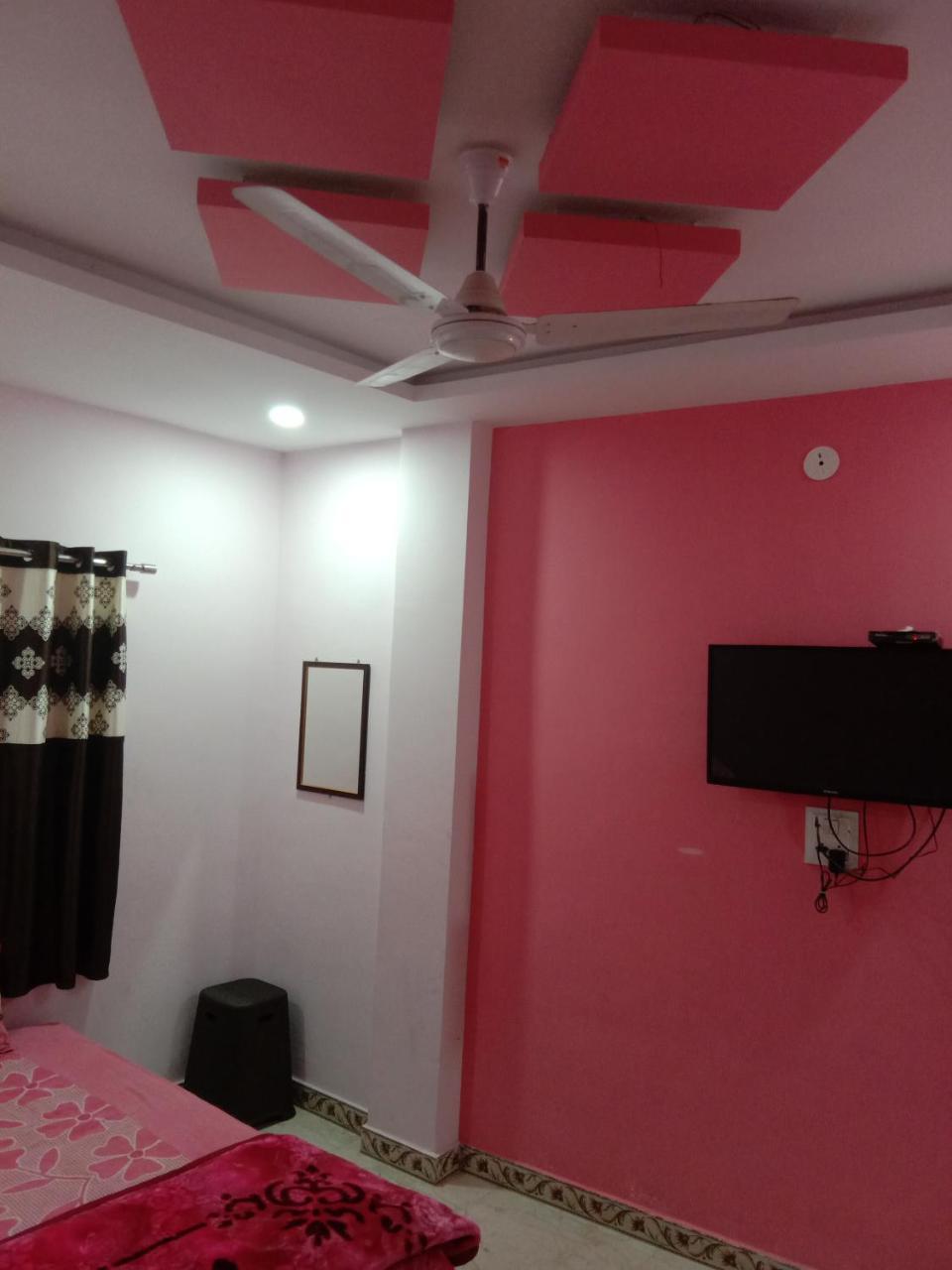 Shanti Guest House Ujjain Buitenkant foto